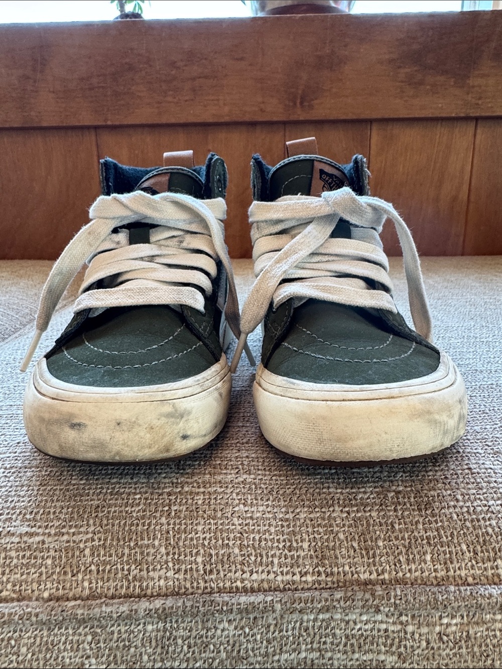 Vans Kids Sk8-Hi MTE cold weather insulated Sneakers in Olive Green size 1 - Picture 5 of 9
